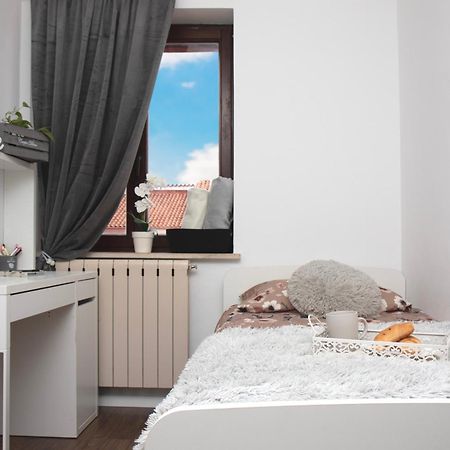 Apartments Ariana أوماغ المظهر الخارجي الصورة