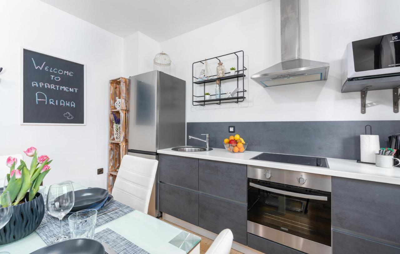 Apartments Ariana أوماغ المظهر الخارجي الصورة